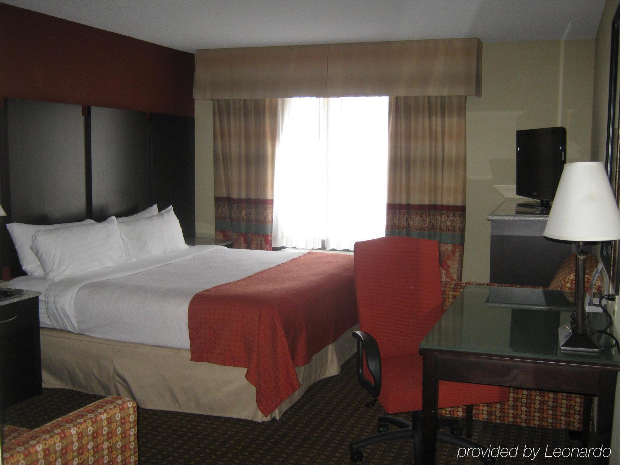 Holiday Inn Hotel & Suites Owatonna Экстерьер фото